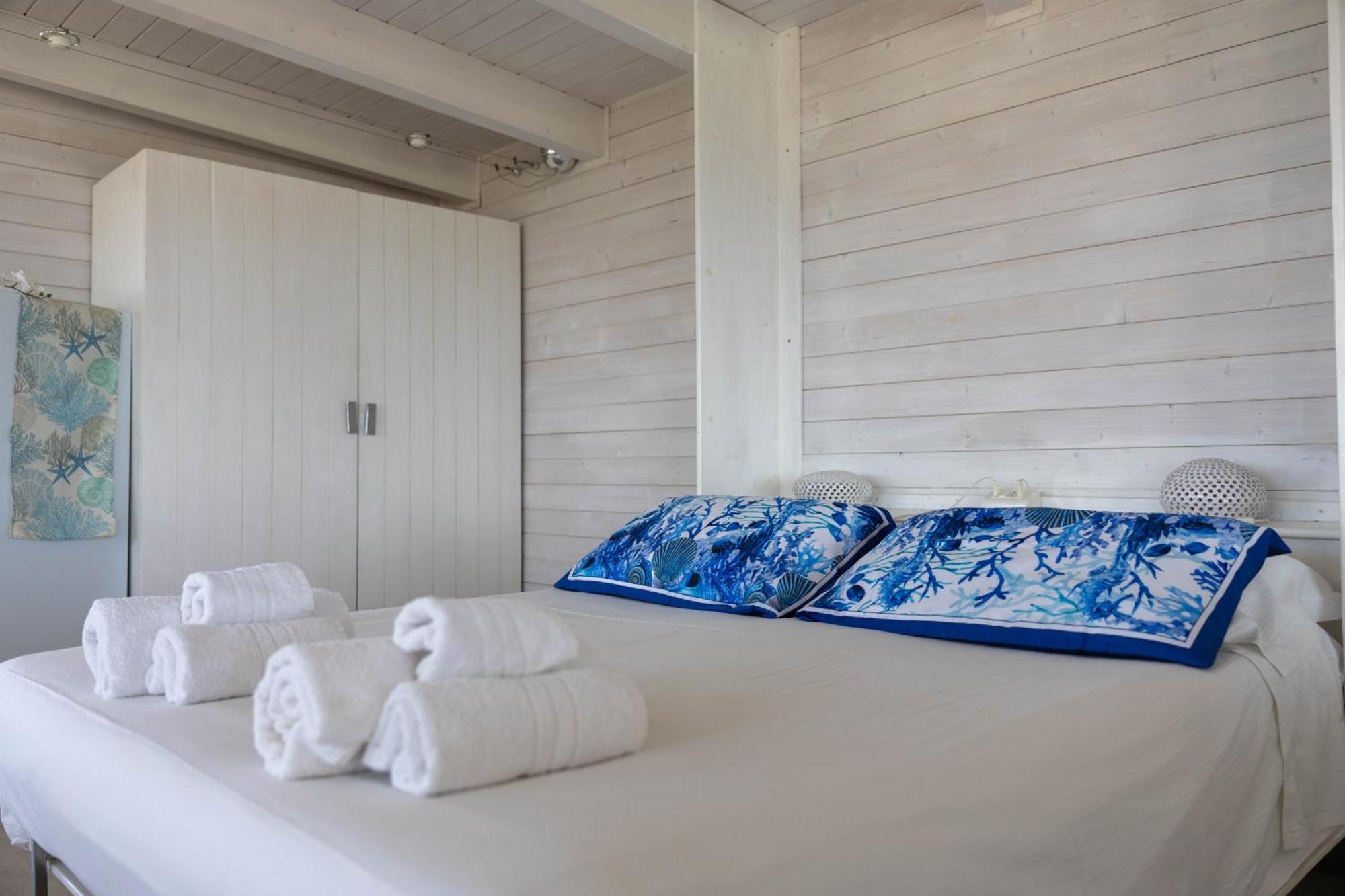 Casa Dansoda Sul Mare トッレ・ラピッロ エクステリア 写真